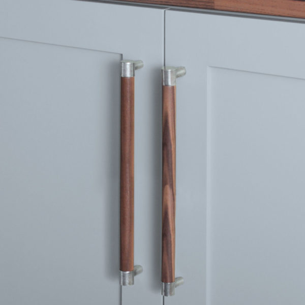 BH025 - Milton Bar Handle