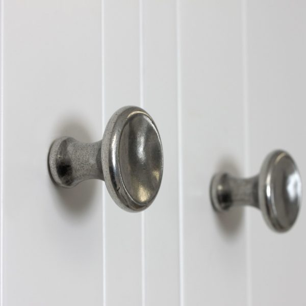 Salisbury Pewter Cupboard Door Knob FD687