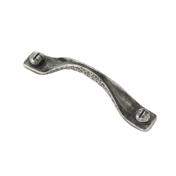 Hammered pull handle