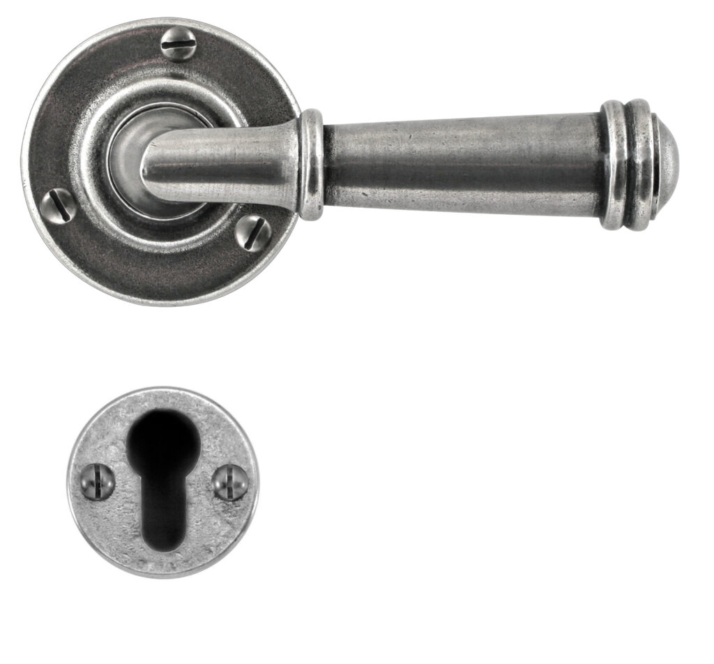FD002 Durham Lever Round Rose keyhole